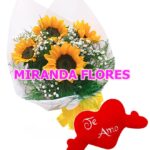 19 -BOUQUET CONTENDO 4 GIRASSÓIS & CORAÇÃO TE AMO